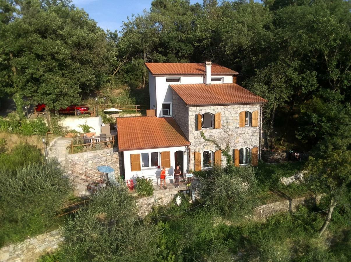 קזארצה ליגורה The House In The Green Affitta Camere מראה חיצוני תמונה